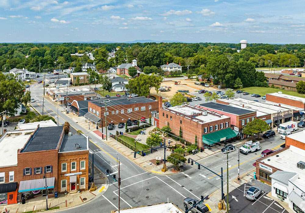 Homes in Kernersville, NC — central Triad location